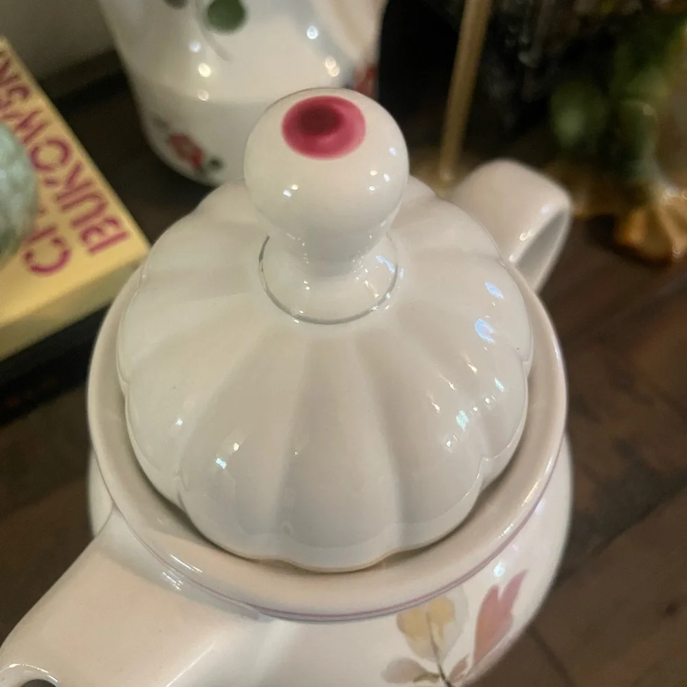 Vintage Sommerhuber Austria Hydrangea Teapot